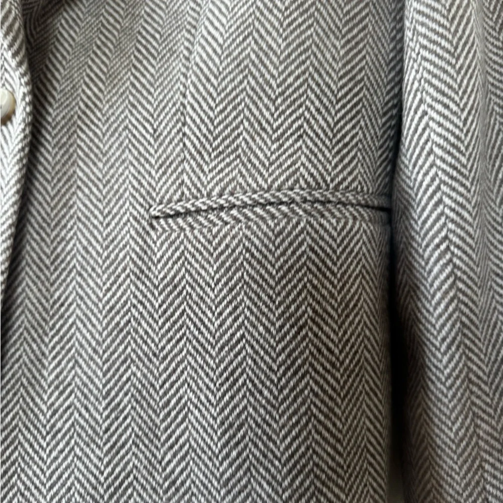 Massimo Dutti Classy Herringbone Blazer - Picture 6 of 8